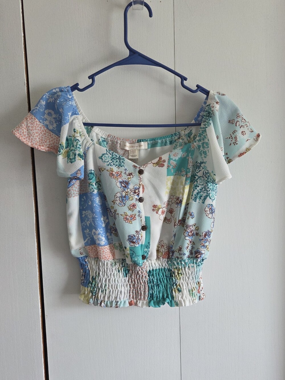 Monteau Patchwork Floral Off-Shoulder Crop Top in Light Blue and White